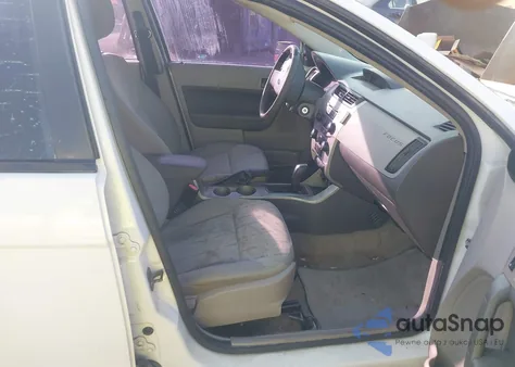 2011 Ford Focus Se z USA, uszkodzony, nr VIN 1FAHP3FN6BW181985